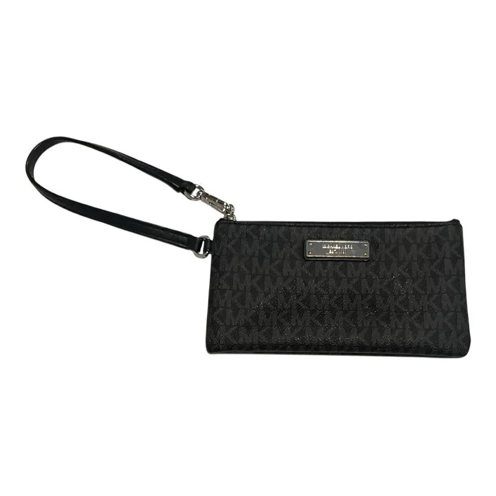 EUC Michael Kors Two Tone Black Signature Wristlet Wallet